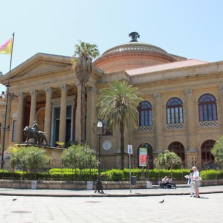 B&B Liberty Palermo Bagian luar foto