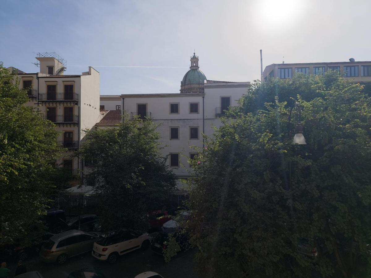 B&B Liberty Palermo Bagian luar foto