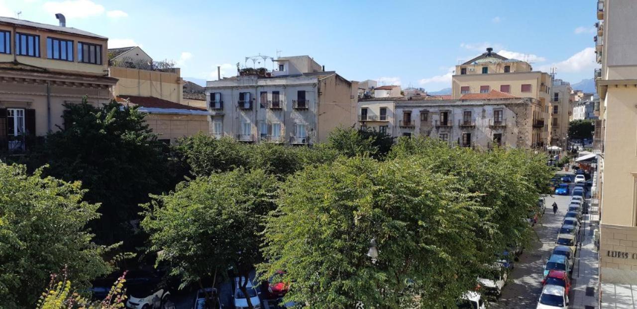 B&B Liberty Palermo Bagian luar foto