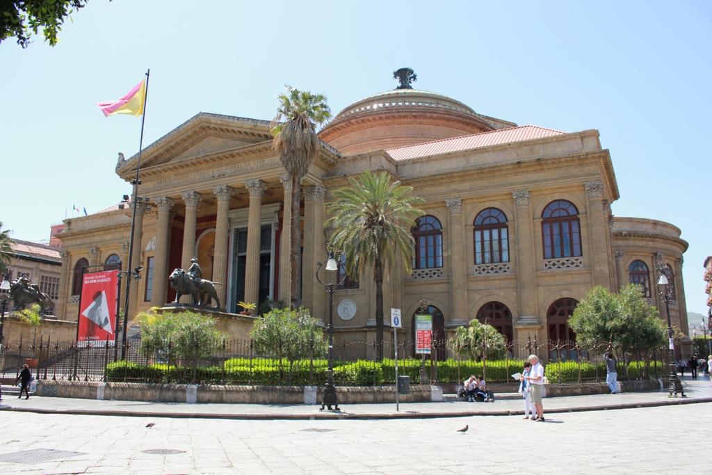 B&B Liberty Palermo Bagian luar foto